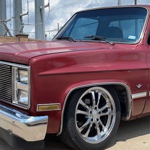 Meet your Posher, Jonathan